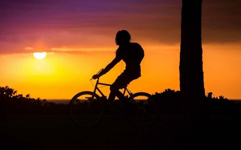 Катание на велосипеде