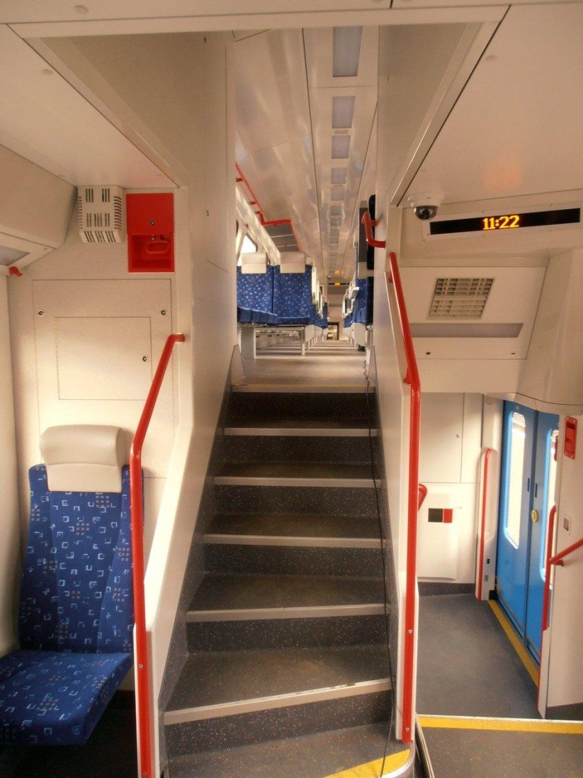 Двухэтажный вагон РЖД 2 внутри