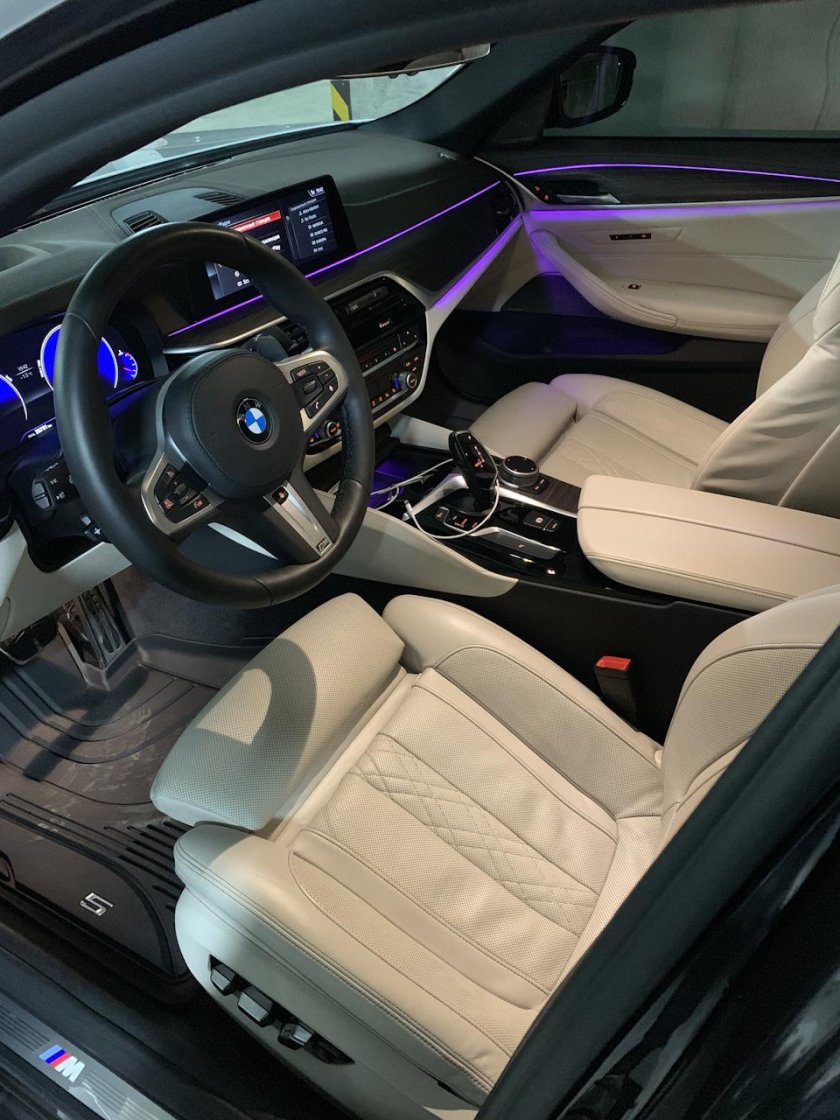 BMW x5 белый салон