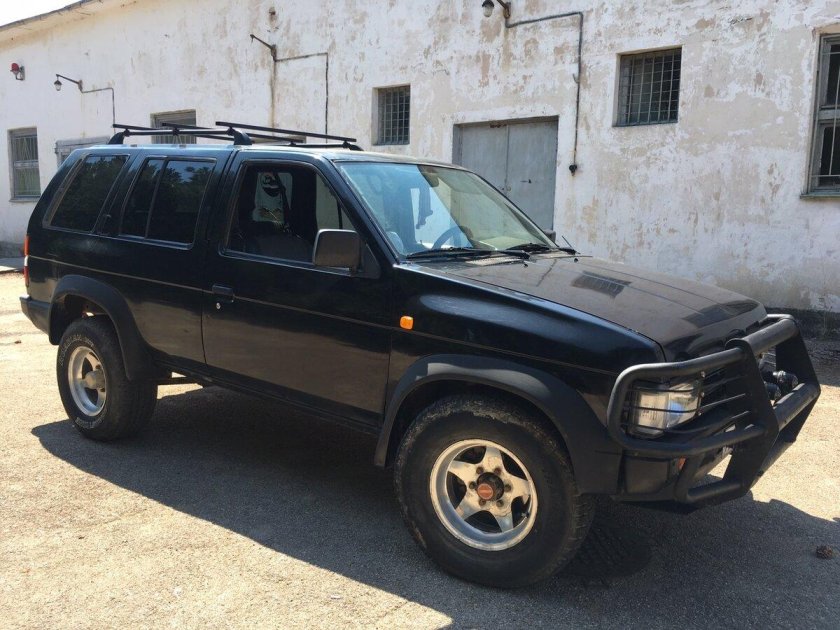 Ниссан Террано 1 поколения