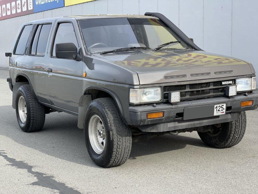 Nissan Terrano 1991