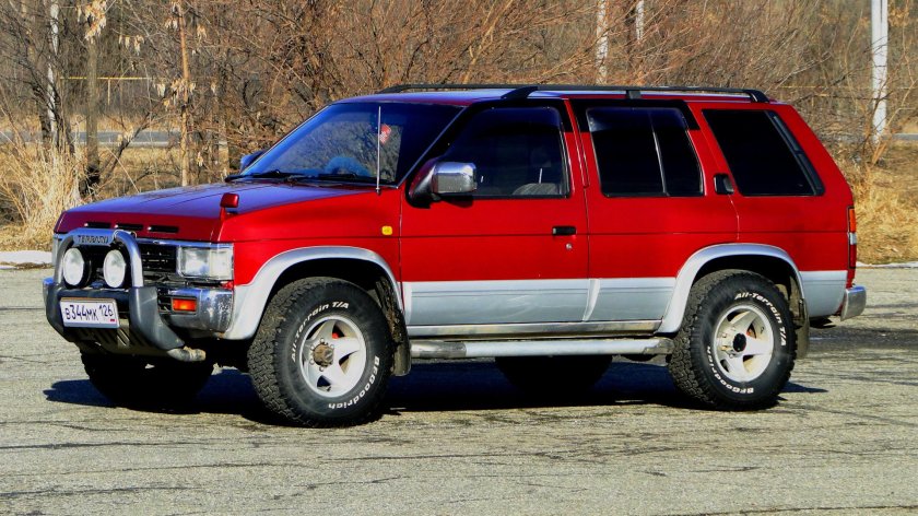 Nissan Terrano 1