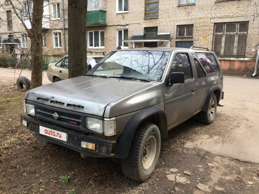 Nissan Terrano 2.4 МТ, 1990,