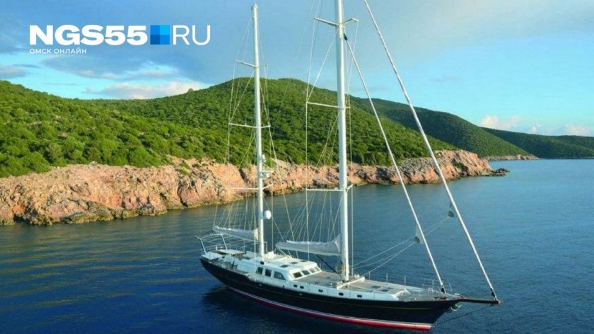 Kestrel-106 яхта