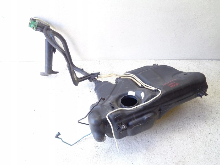 Шкода Октавия топливный бак