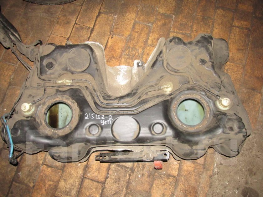 Топливный бак Skoda Superb 2