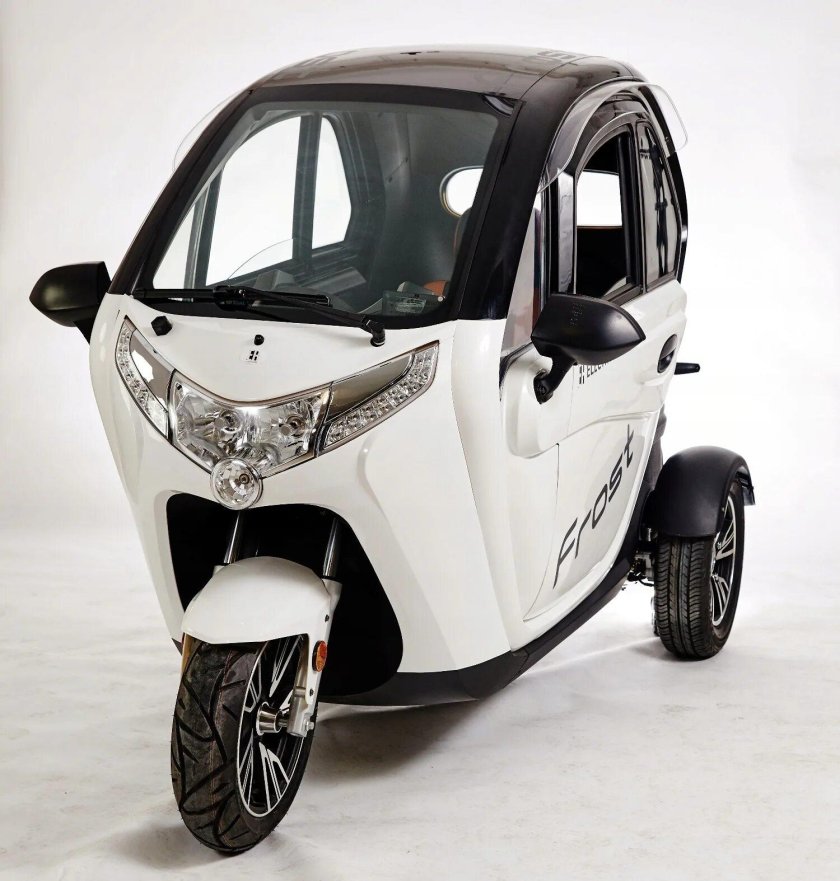 Трицикл с кабиной