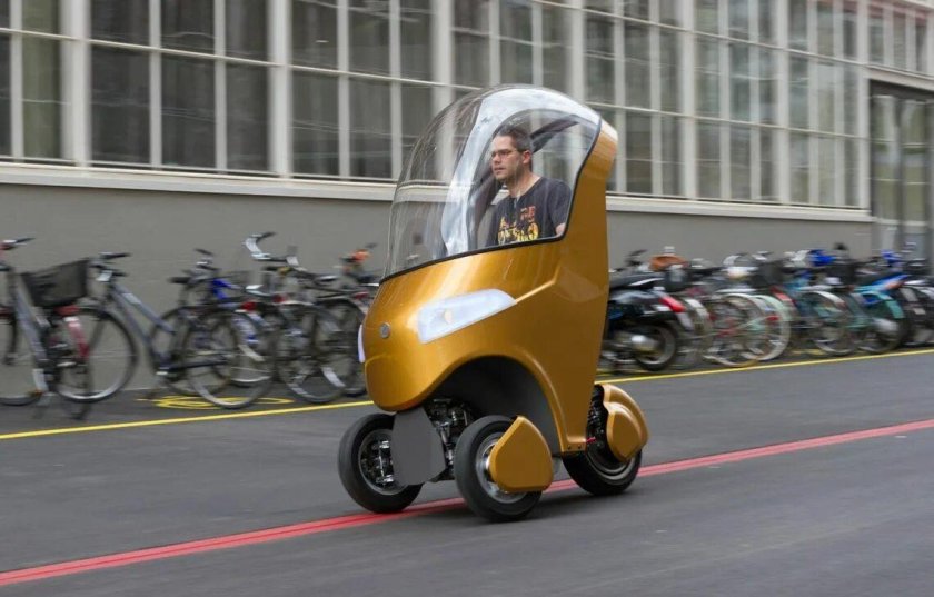 Электро трискутер с кабиной