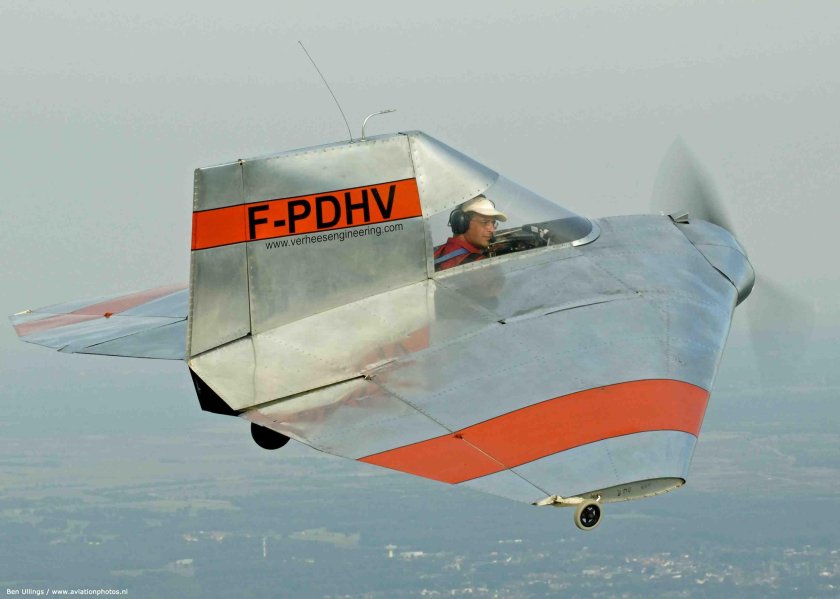 Самолет Дельта - 1