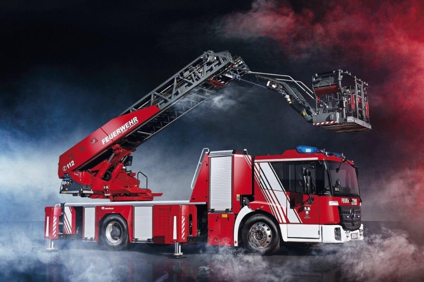 Автолестница пожарная Скания 50 метров