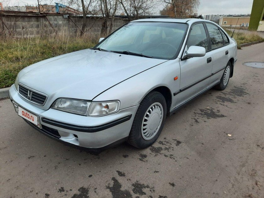 Хонда аккорд 1997г 2.0 бензин