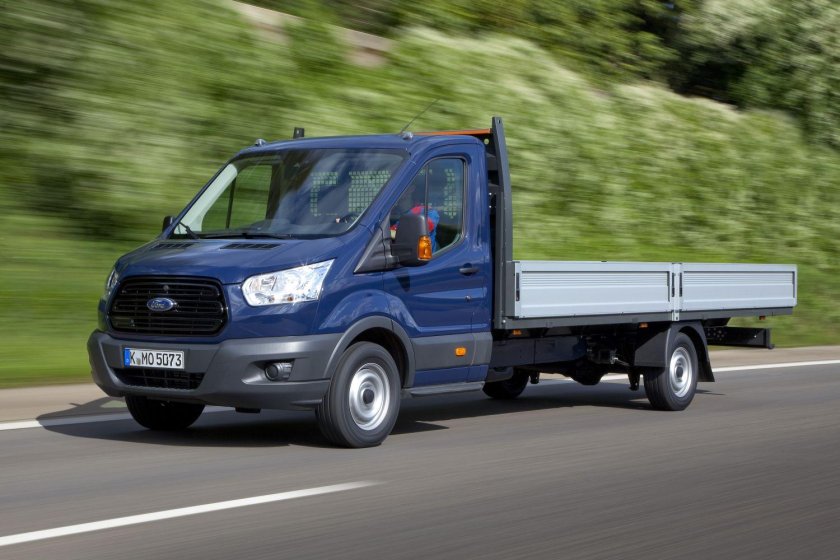 Ford Transit грузовой бортовой