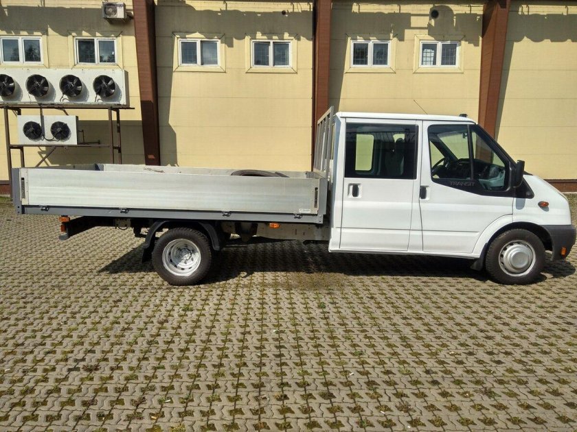 Ford Transit грузовой бортовой