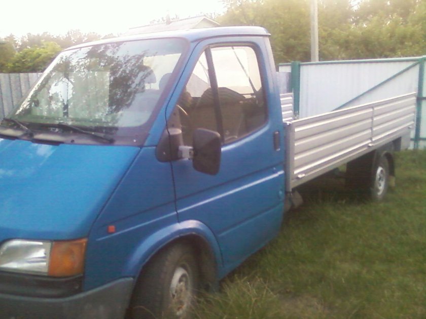 Ford Transit грузовой бортовой