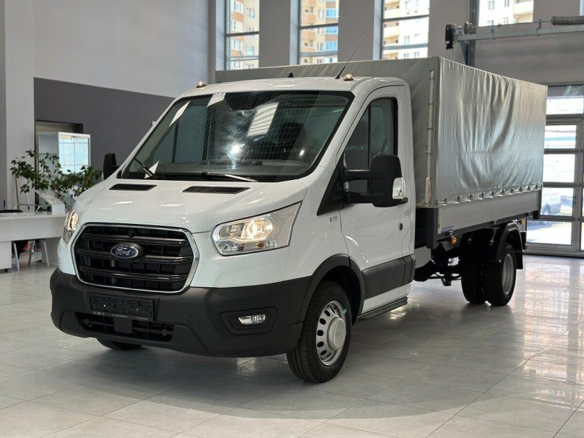 Ford Transit 2023