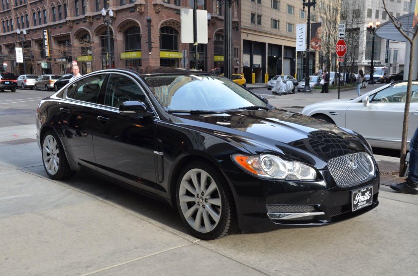 Jaguar XF 2010