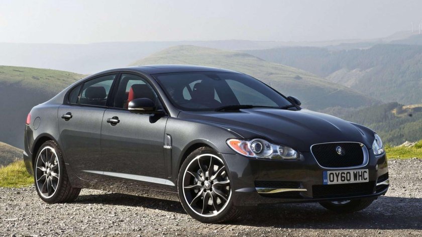 Jaguar XF 2011