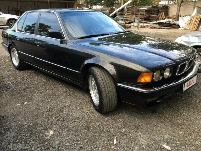 BMW 730 1990