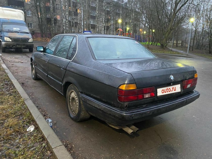 BMW 730 1990