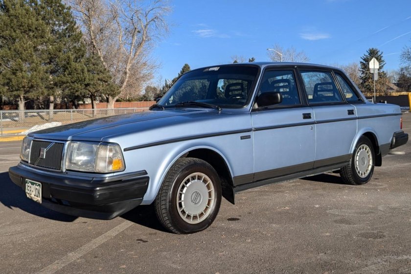 Volvo 240 gl