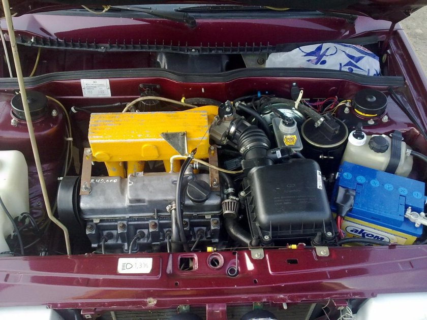 8кл мотор ВАЗ 2114