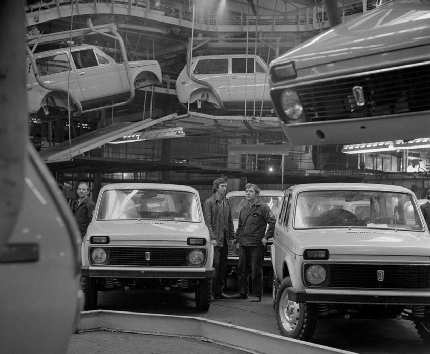 АВТОВАЗ 2121 Нива конвейер