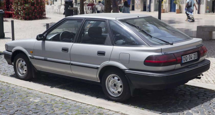 Toyota Corolla e80 Liftback