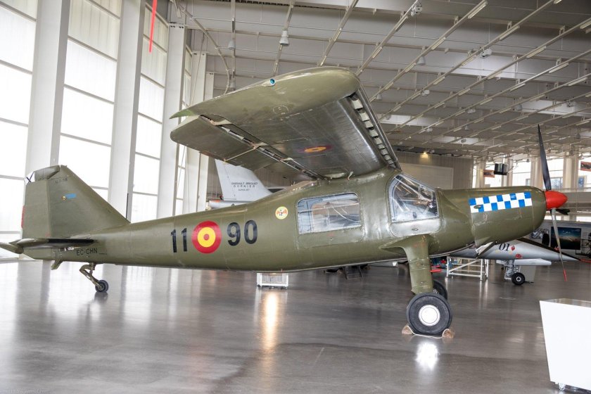 Самолет Дорнье 228