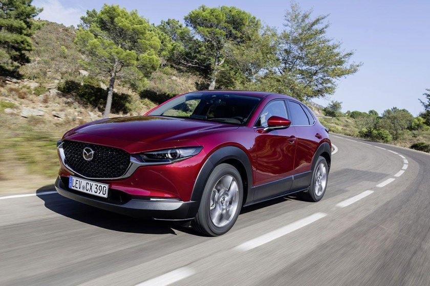 Мазда cx30