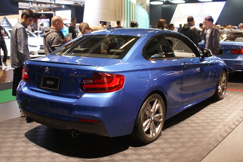 BMW f22 m235
