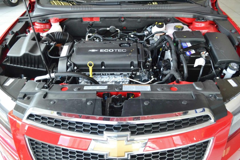 Chevrolet Cruze 1.8 под капотом