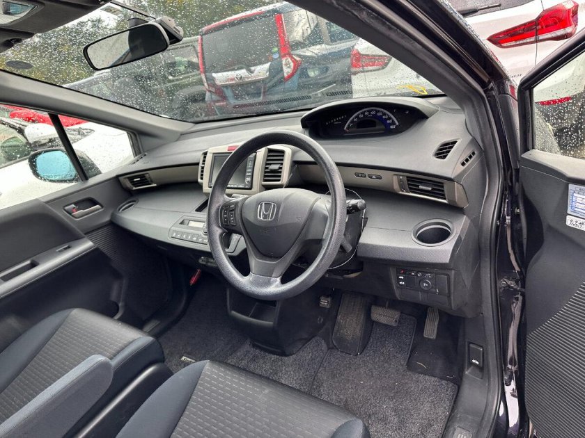 Honda freed 2008 2016