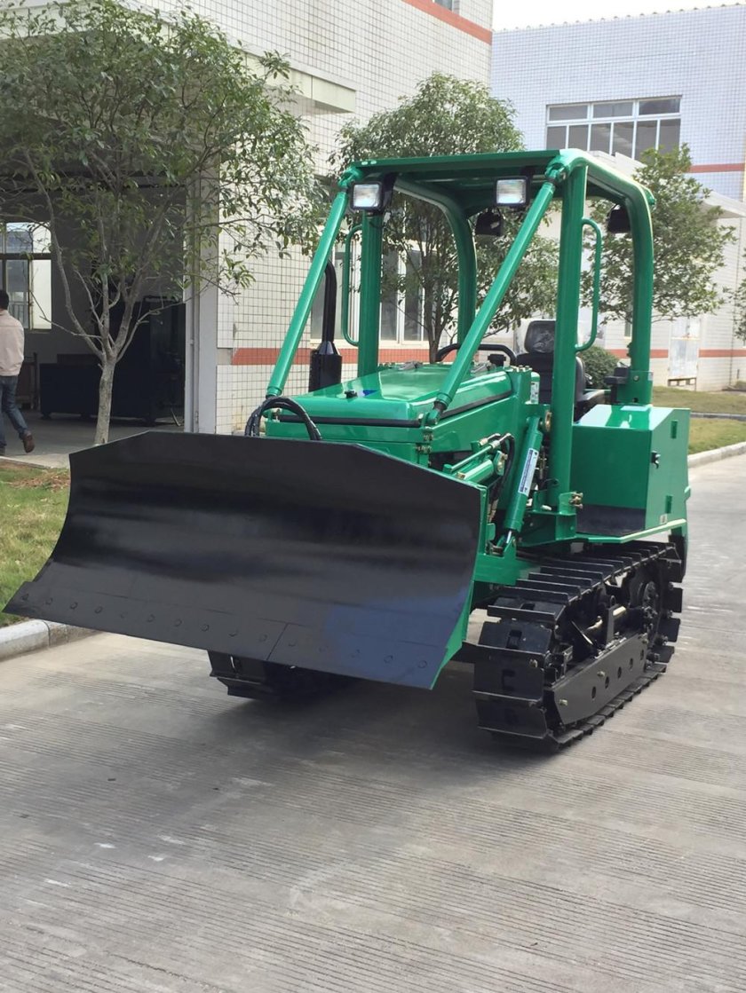 Мини бульдозер гусеничный