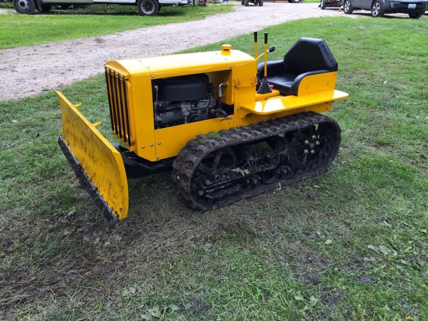 Мини бульдозер TS 100