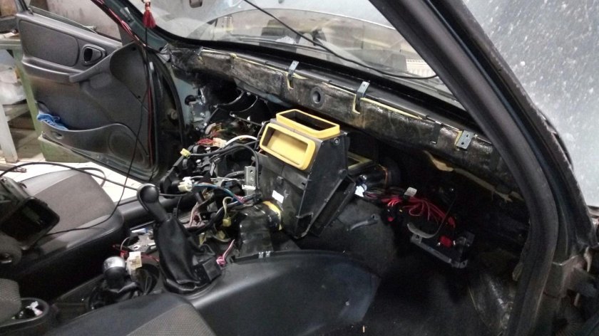 Кран отопителя ВАЗ 2123 Шевроле Нива