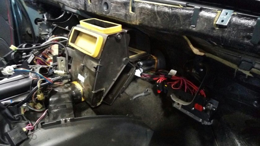 Радиатор печки Нива Шевроле