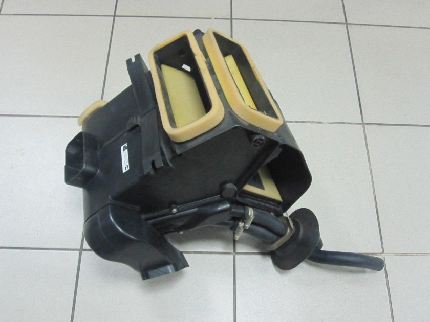 Корпус отопителя Нива 2123