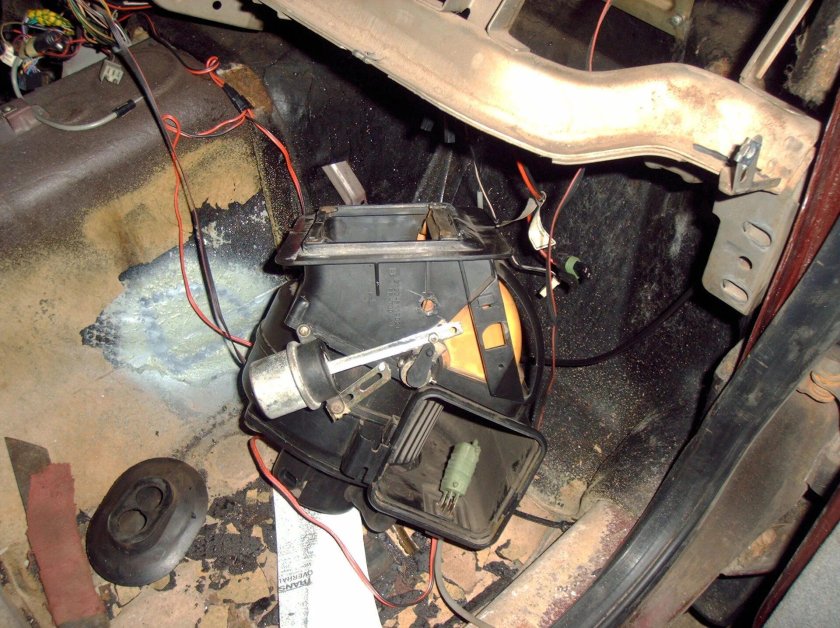 Привод заслонки печки Шевроле Нива