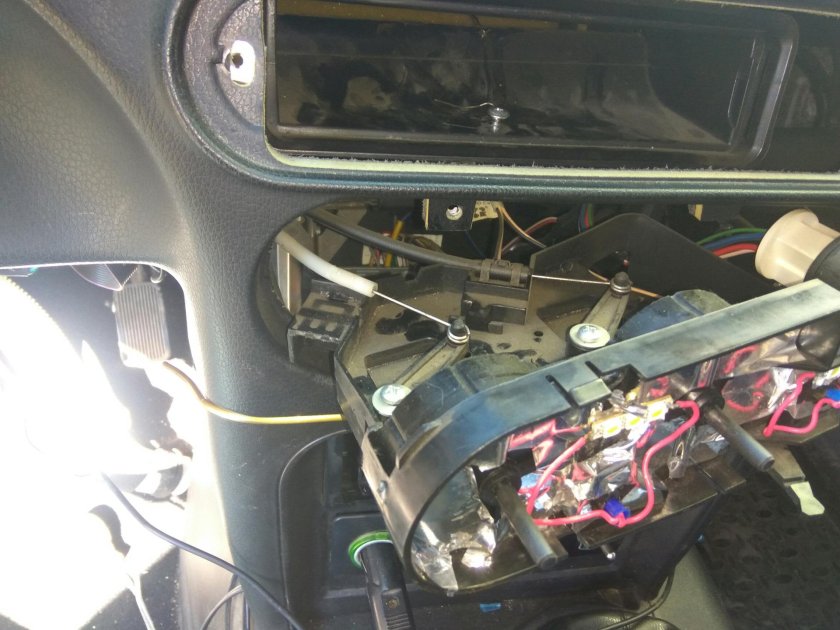 Шевроле Нива трос печки печки