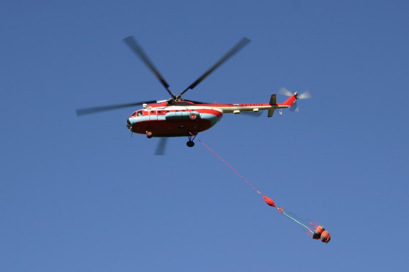 Пожарный вертолет ми-8