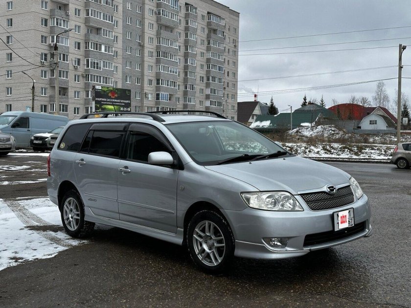 Тойота королла филдер