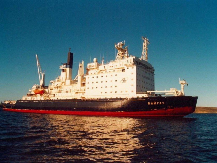 Вайгач атомный ледокол