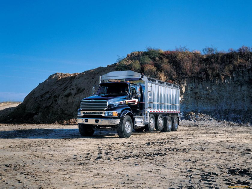 Sterling l-line, 2000 тягач