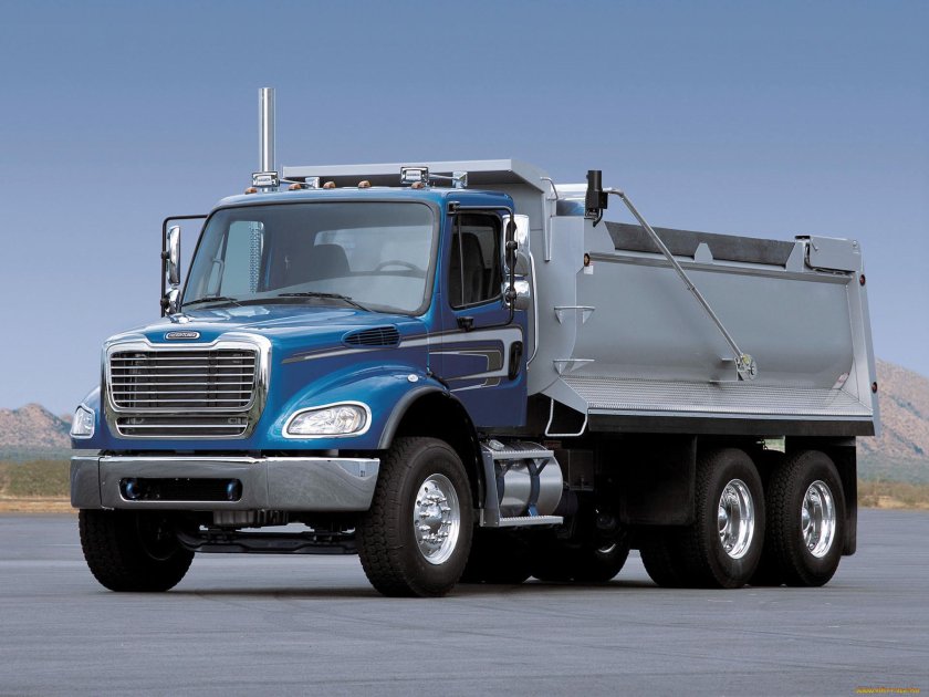 Freightliner m2 112