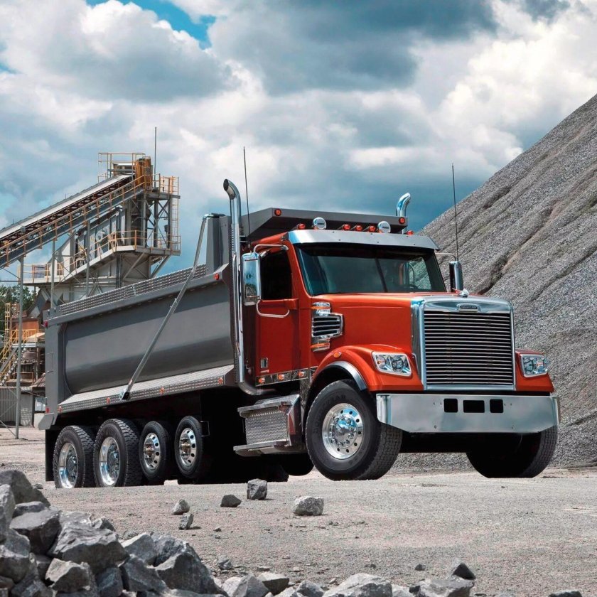 Фредлайнер грузовик Коронадо