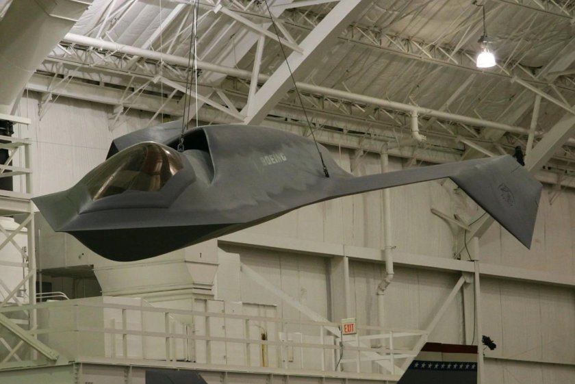 Bird of prey aircraft