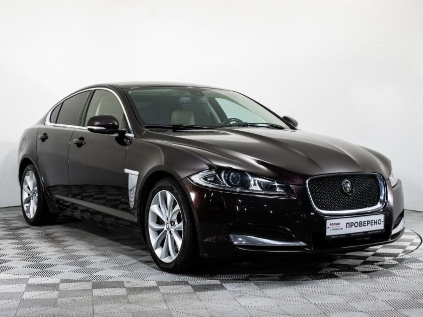 Jaguar xf 2012