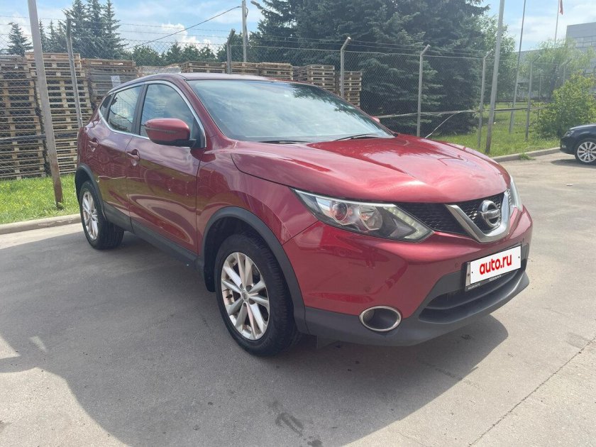 Nissan qashqai 2014