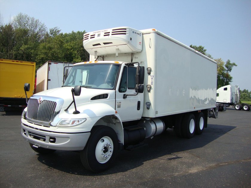 International DURASTAR 4400