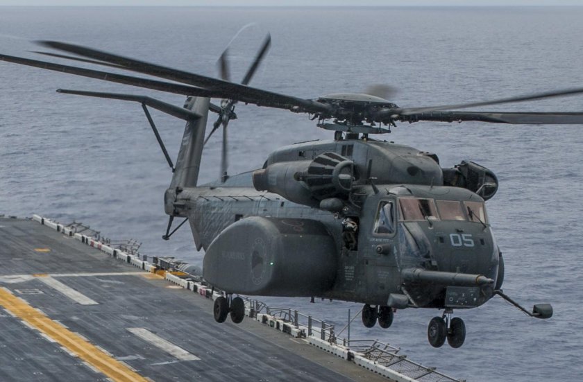 MH-53e Sea Dragon